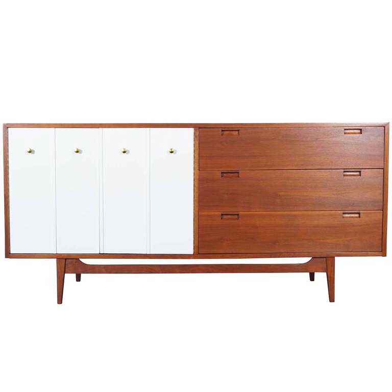 Vintage Walnut Credenza by American of Martinsville at 1stDibs