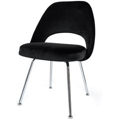 Saarinen Executive Armless Chair in Black Velvet 1