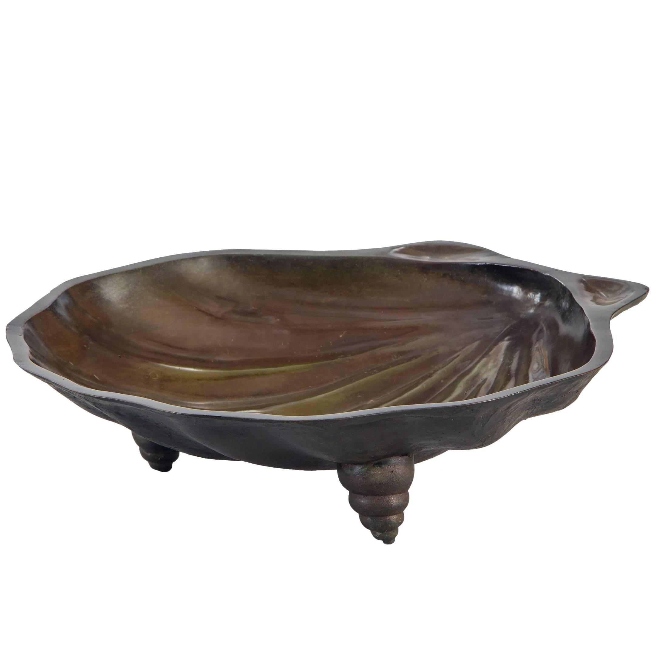 A Large Japanese Green and Brown Patinated Bronze Shell Dish (Bowl) For Sale
