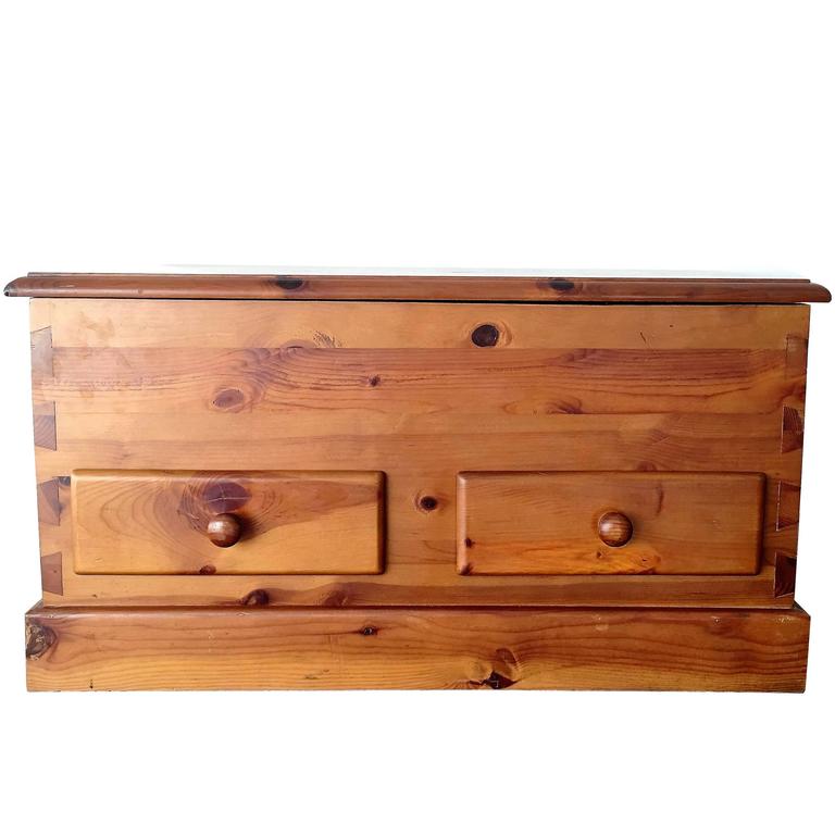 20th Century Reploggle Globe At 1stdibs 20th Century Trunk For Storage
