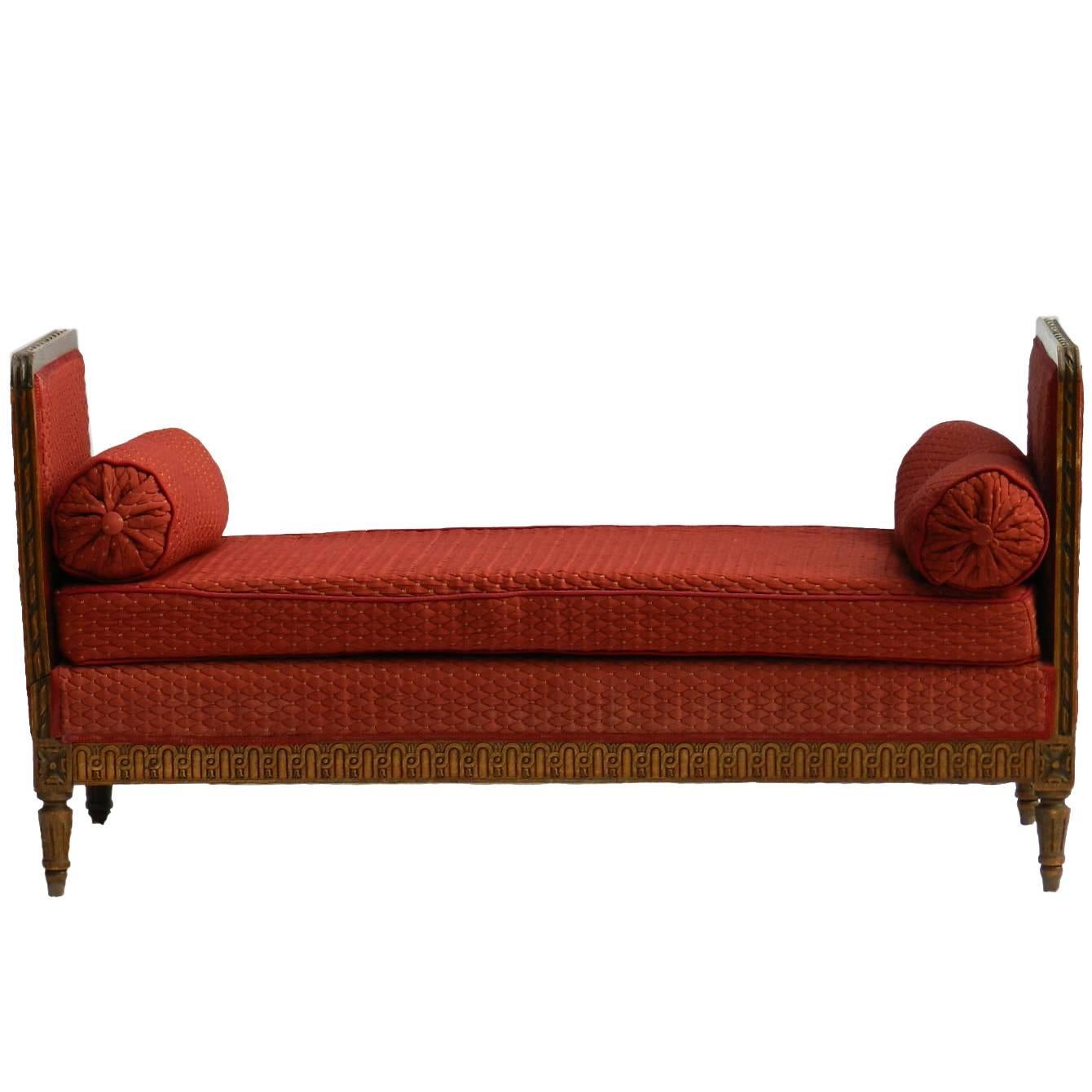 French Daybed Sofa or Single Chaise Longue in Oak, circa 1910-1920 Single Bed