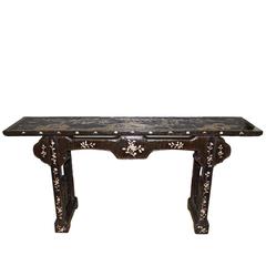 Antique Late 17th Century Qing Dynasty Black Lacquer and Abalone Inlaid Altar Table