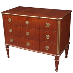 Fine Neoclassical Chest of Drawers