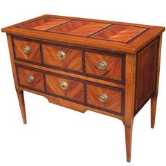 Fine Neoclassical Chest of Drawers