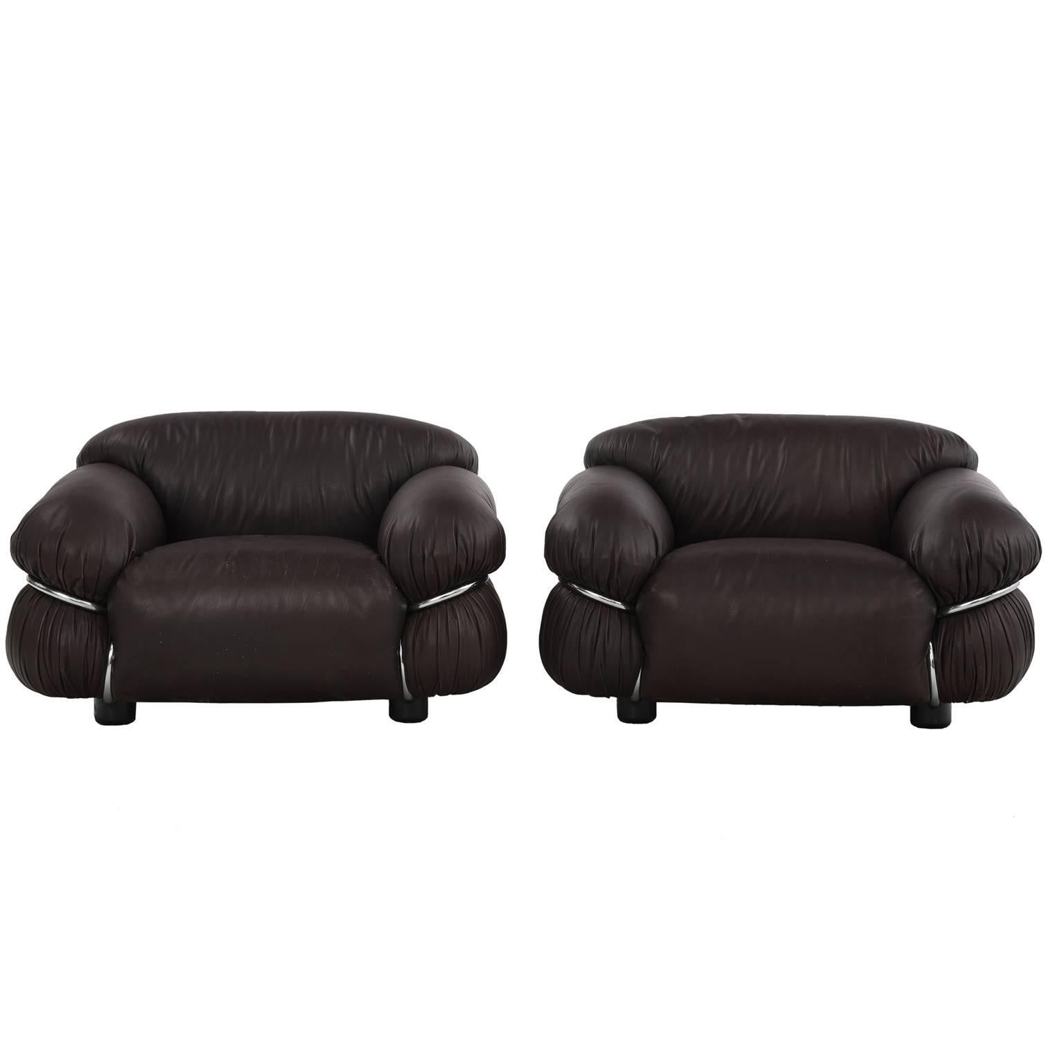 Gianfranco Frattini Pair of 'Sesann' Lounge Chairs for Cassina