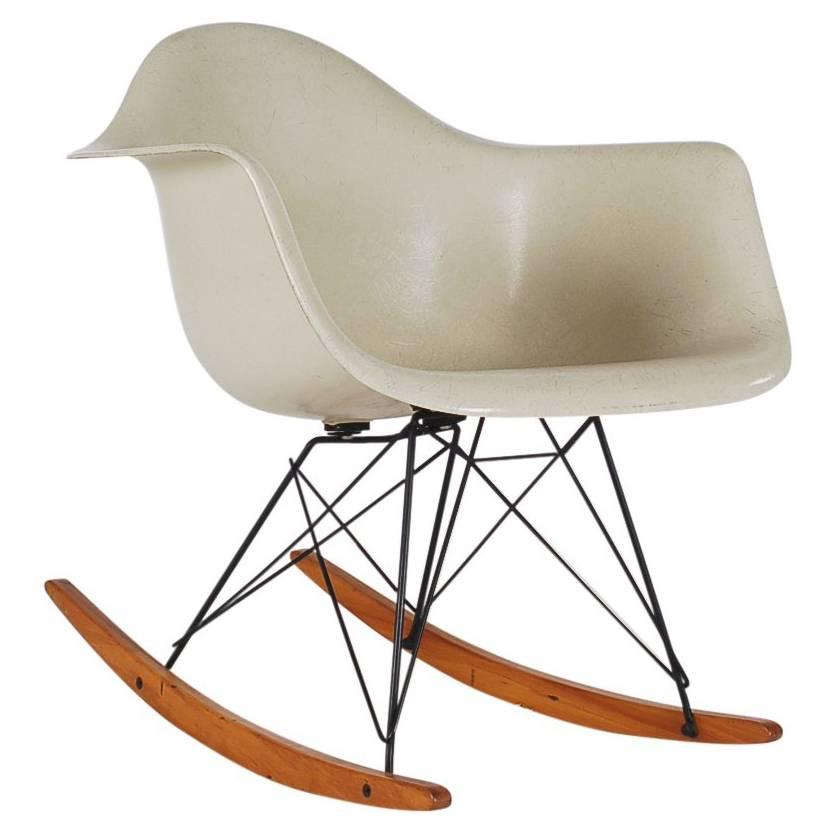 Mid-Century Modern Herman Miller Original Rocking Chair by Charles Eames