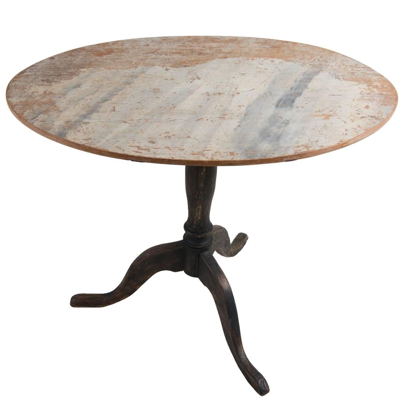 18th Century Swedish Rococo Tilt-Top Table in Original Paint