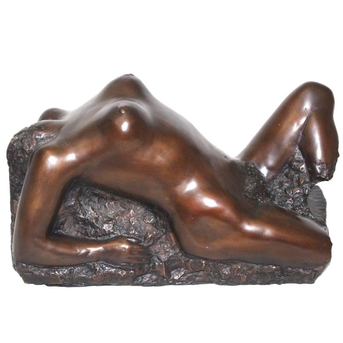 Torse de femme moderniste en bronze Oskar Bottoli 1980 Autriche en vente