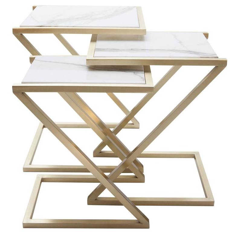 White Marble Nesting Tables For Sale at 1stdibs