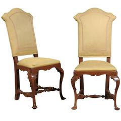 Pair of 18th Century Hall Chairs in Walnut with Cabriole Legs & Pad Feet, Italy