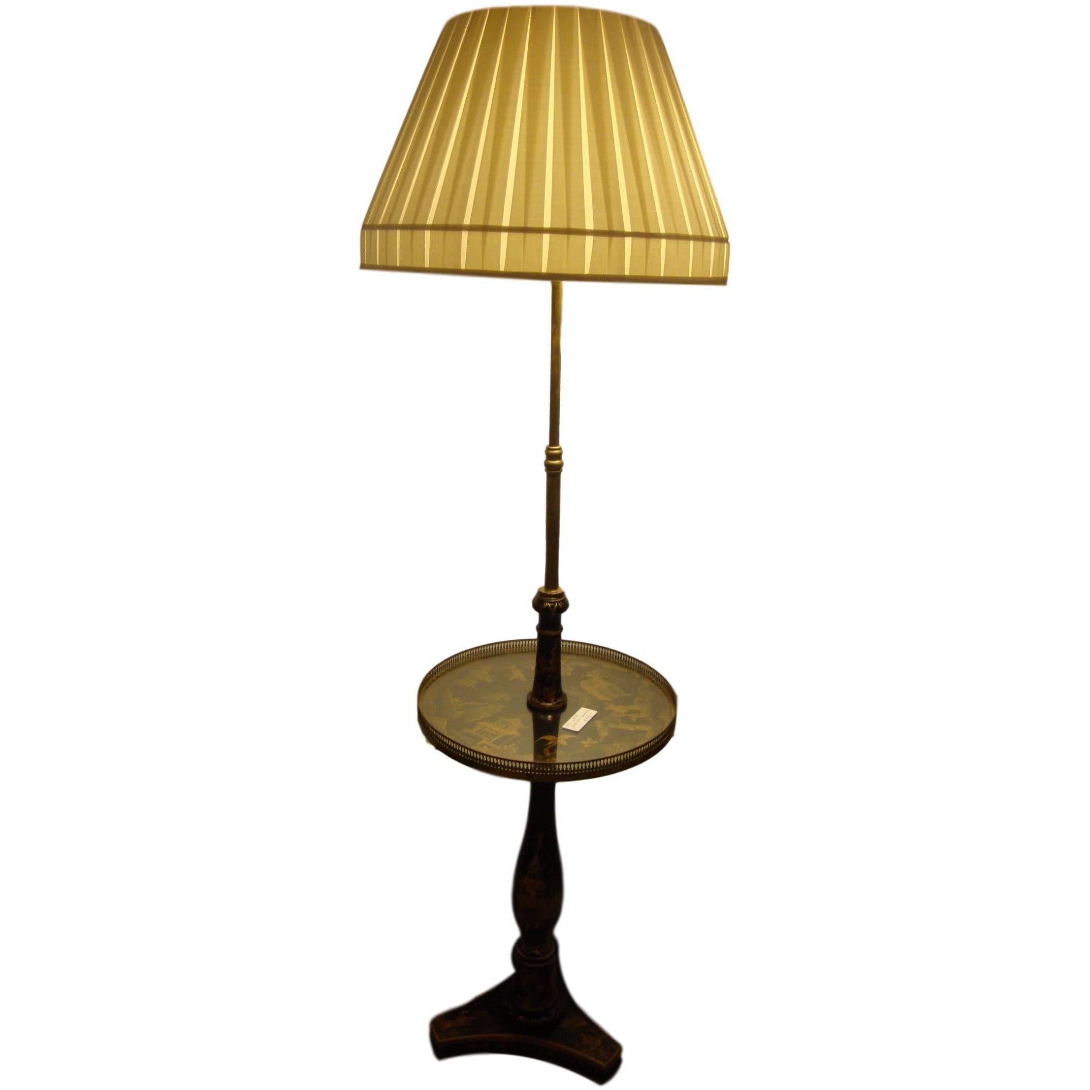 Decorative Chinoiserie Tray Table Stick Lamp
