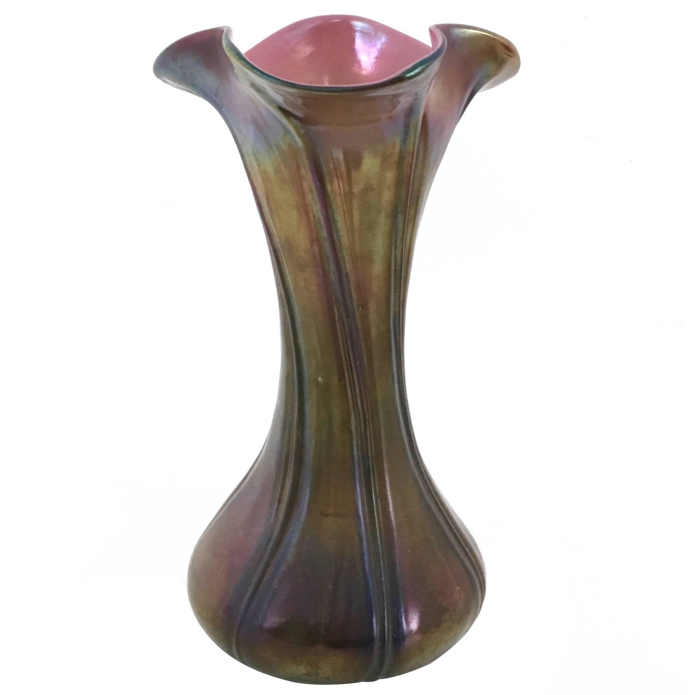 Vintage Red and Green Iridescent Blown Glass Vase in the Style of Loetz