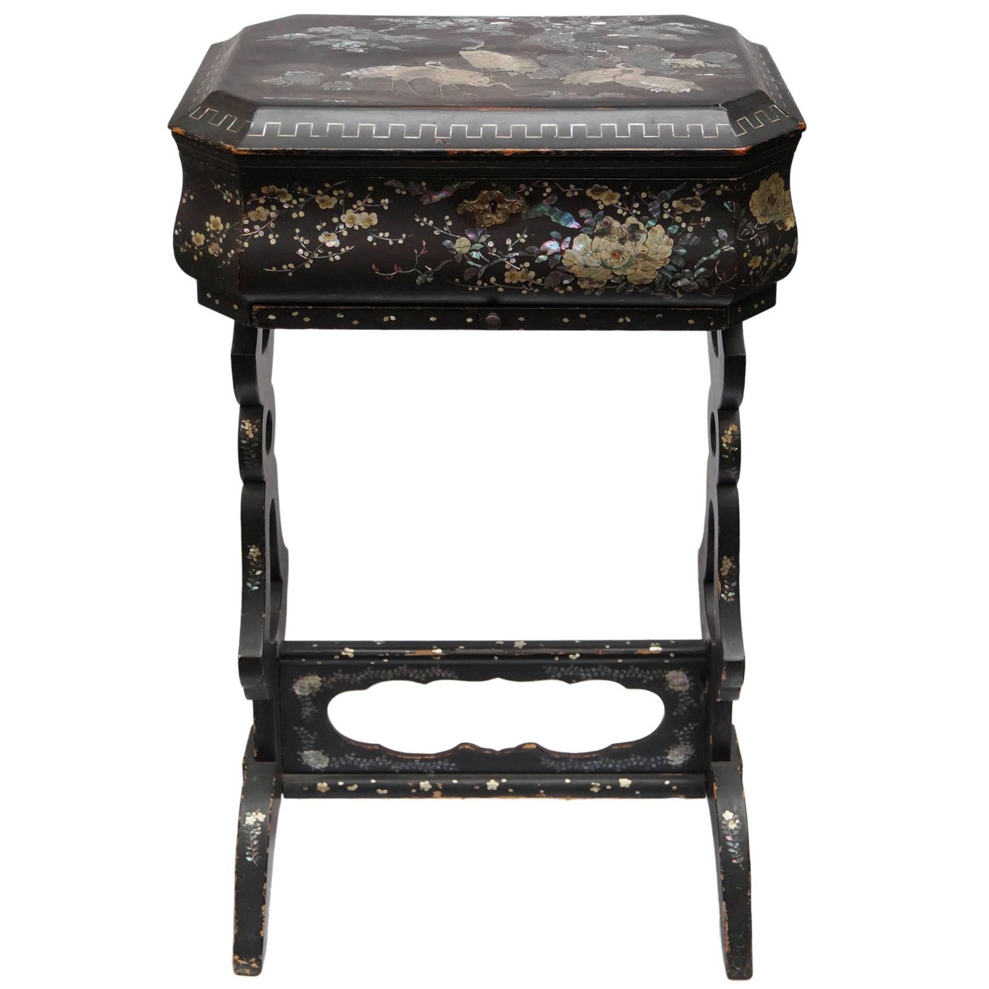 Late 19th Century Chinoiserie Laquered Mother of Pearl Standing Box For Sale