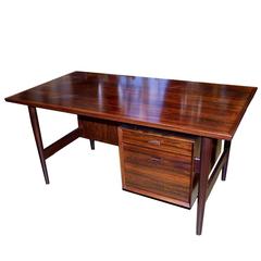 Danish Modern Desk in Rosewood by Arne Vodder for Sibast Furniture 9