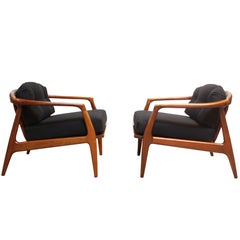 Pair of Sculptural Walnut Lounge Chairs by Milo Baughman for Thayer Coggin