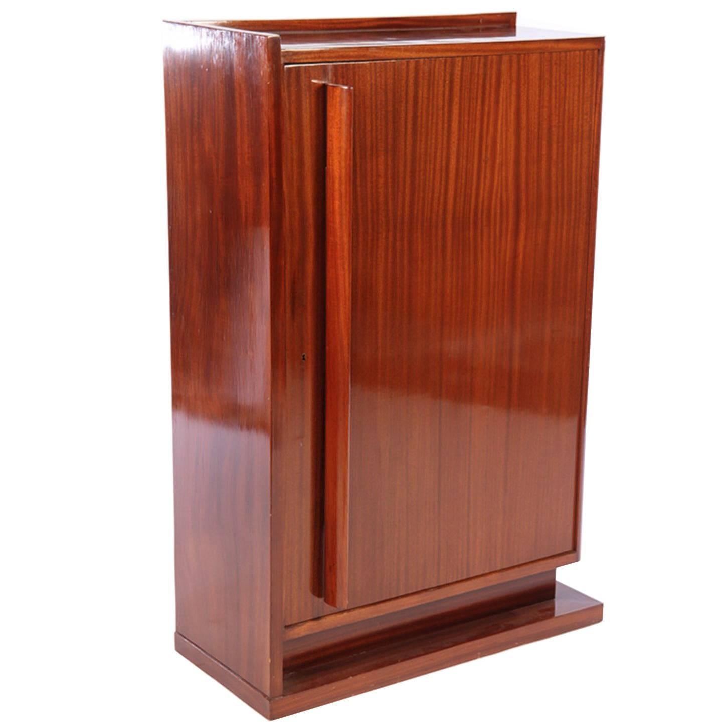 Andre Sornay Cabinet