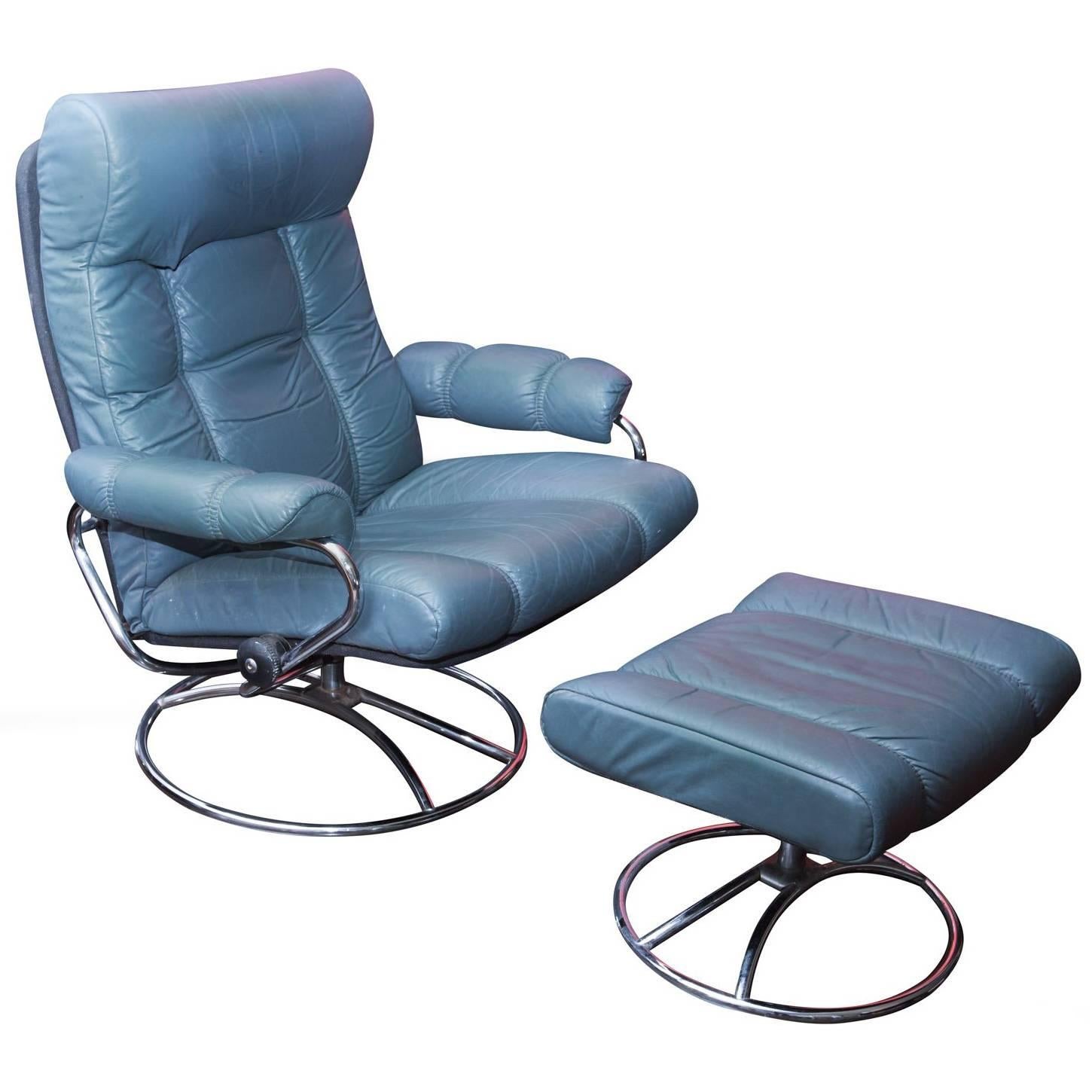 Vintage Leather Stress Less Recliner by Ekornes