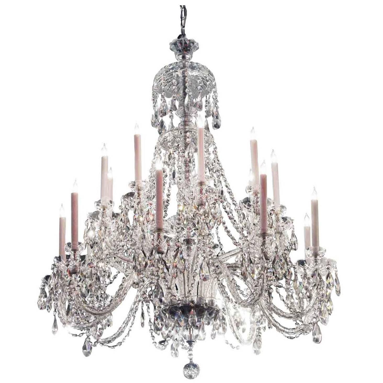 1960s Elegant Large Eighteen-Arm Crystal Chandelier with Draping Crystal Beading