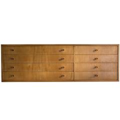 Wall-Mounted Cabinet in Pau Amarello Wood, Designed by Joaquim Tenreiro, 1950s 2