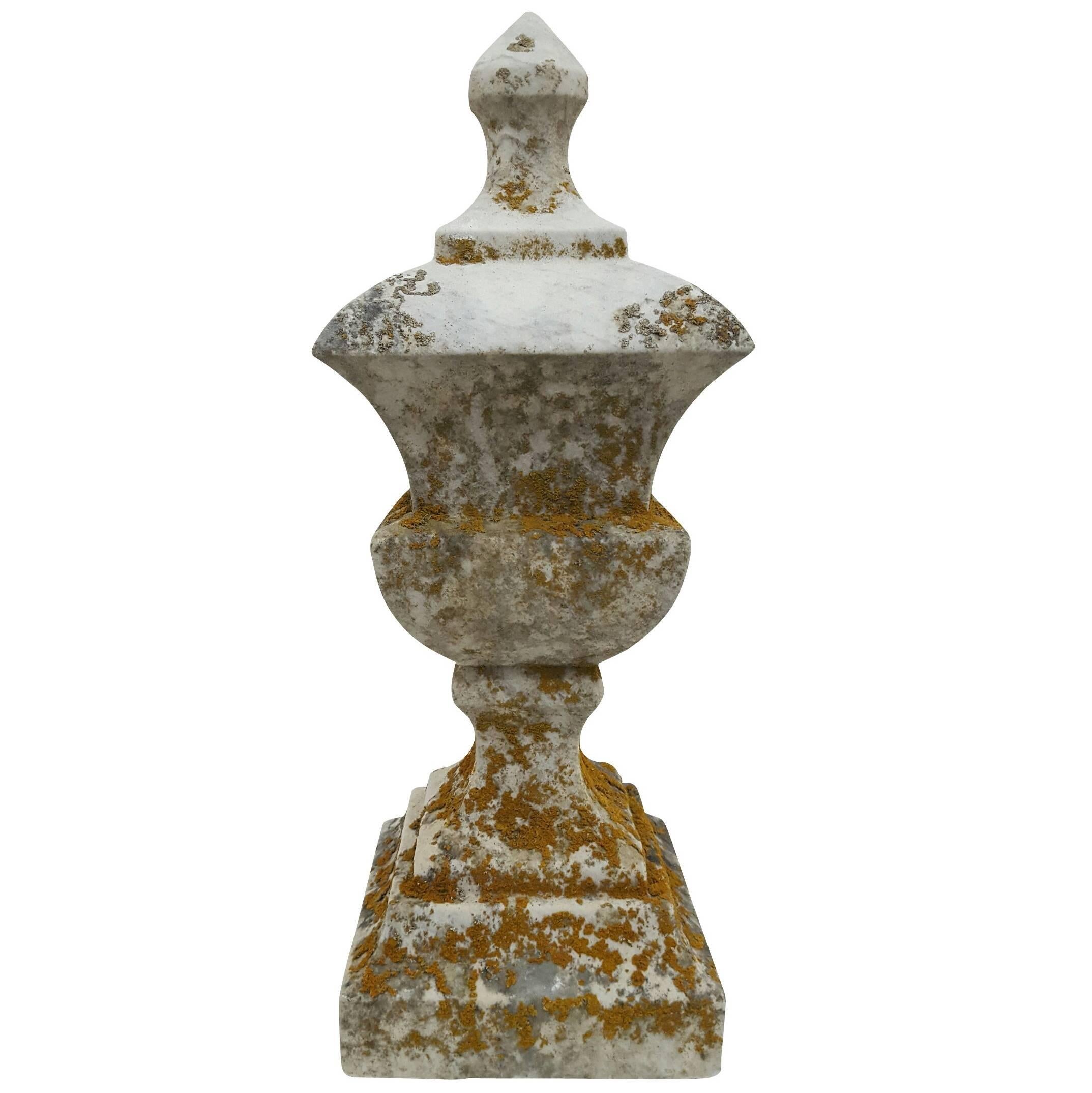 19th Century White Marble Finial - Sculpture For Sale