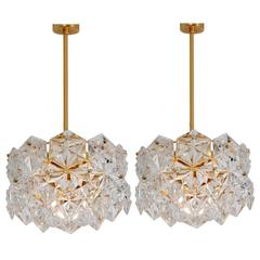 Pair of Stunning Faceted Crystal and Gilt Metal Three-Tier Chandelier, Kinkeldey 4