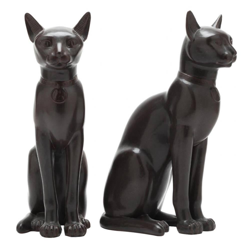 Lladro Egyptian Cat Sculpture by Vicente Martinez, circa 1983-1985