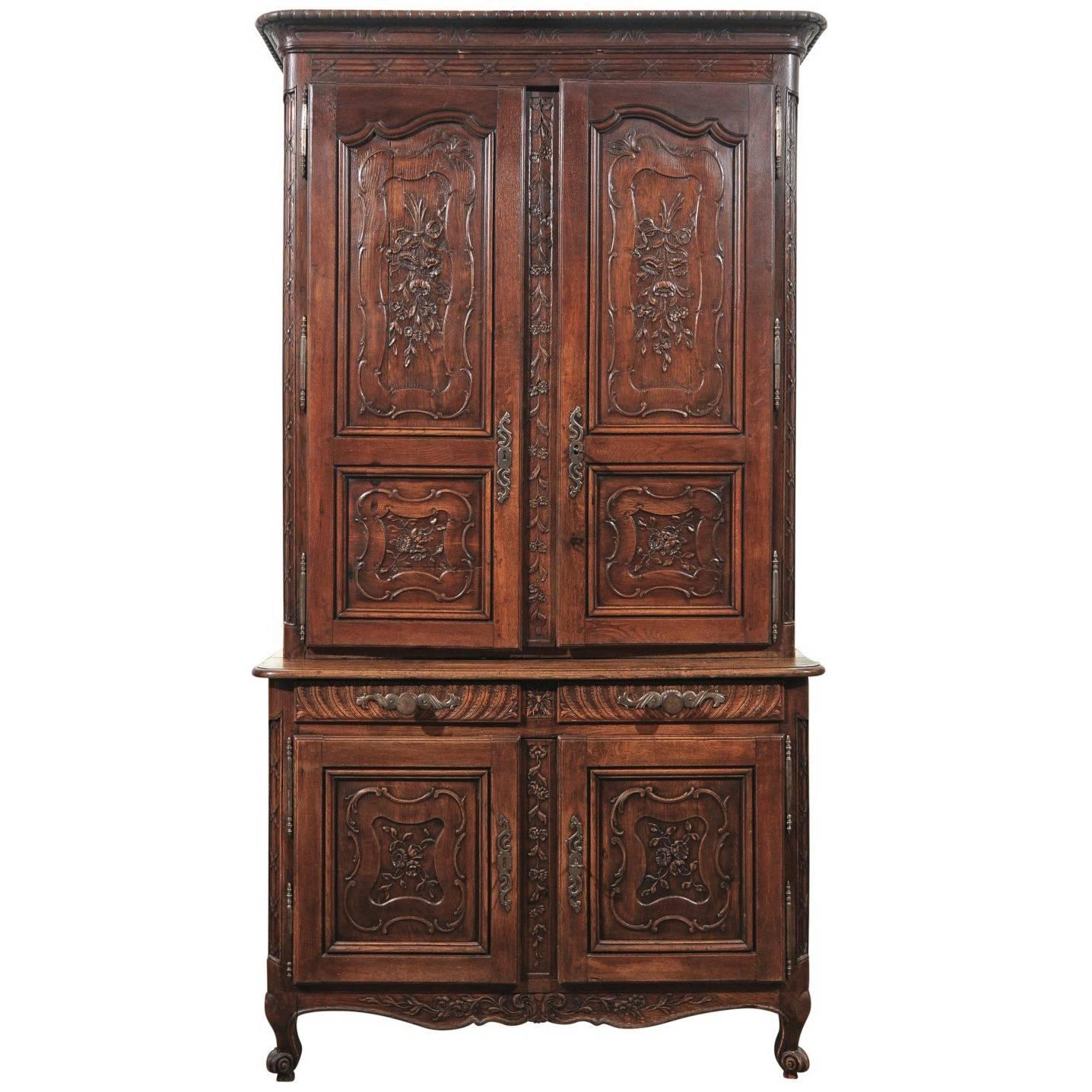 French 1810s Carved Oak Buffet à Deux-Corps from the Picardie Region of France