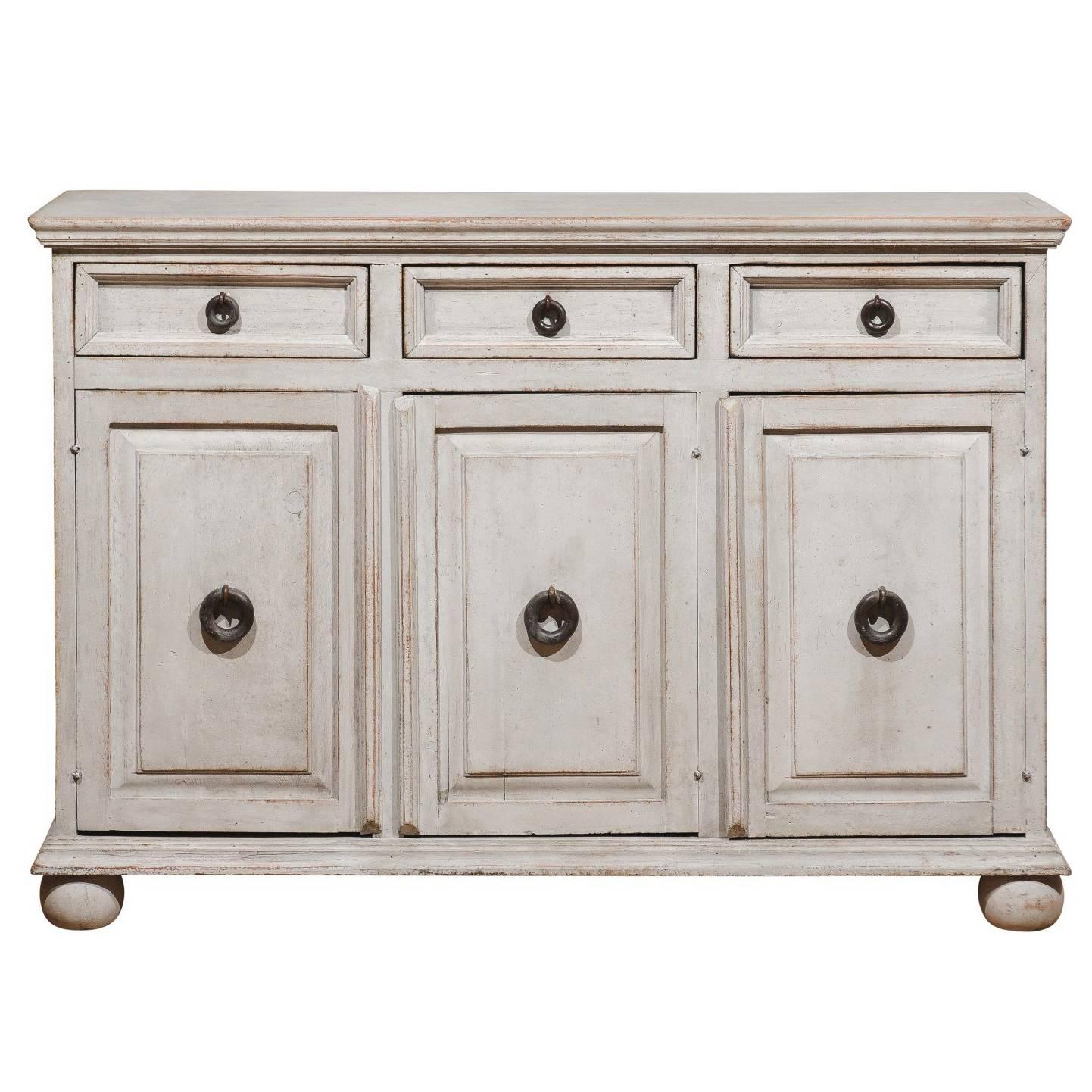 Swedish 1890s Painted Wood Enfilade with Three Drawers, Three Doors and Bun Feet