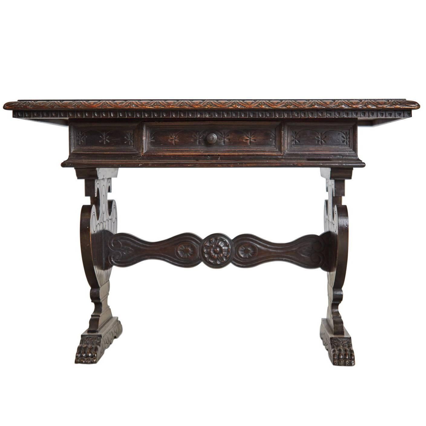 19th Century Italian Renaissance Revival Carved Coffee or Side Table