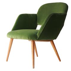 Czech Armchair in Green Velvet 10