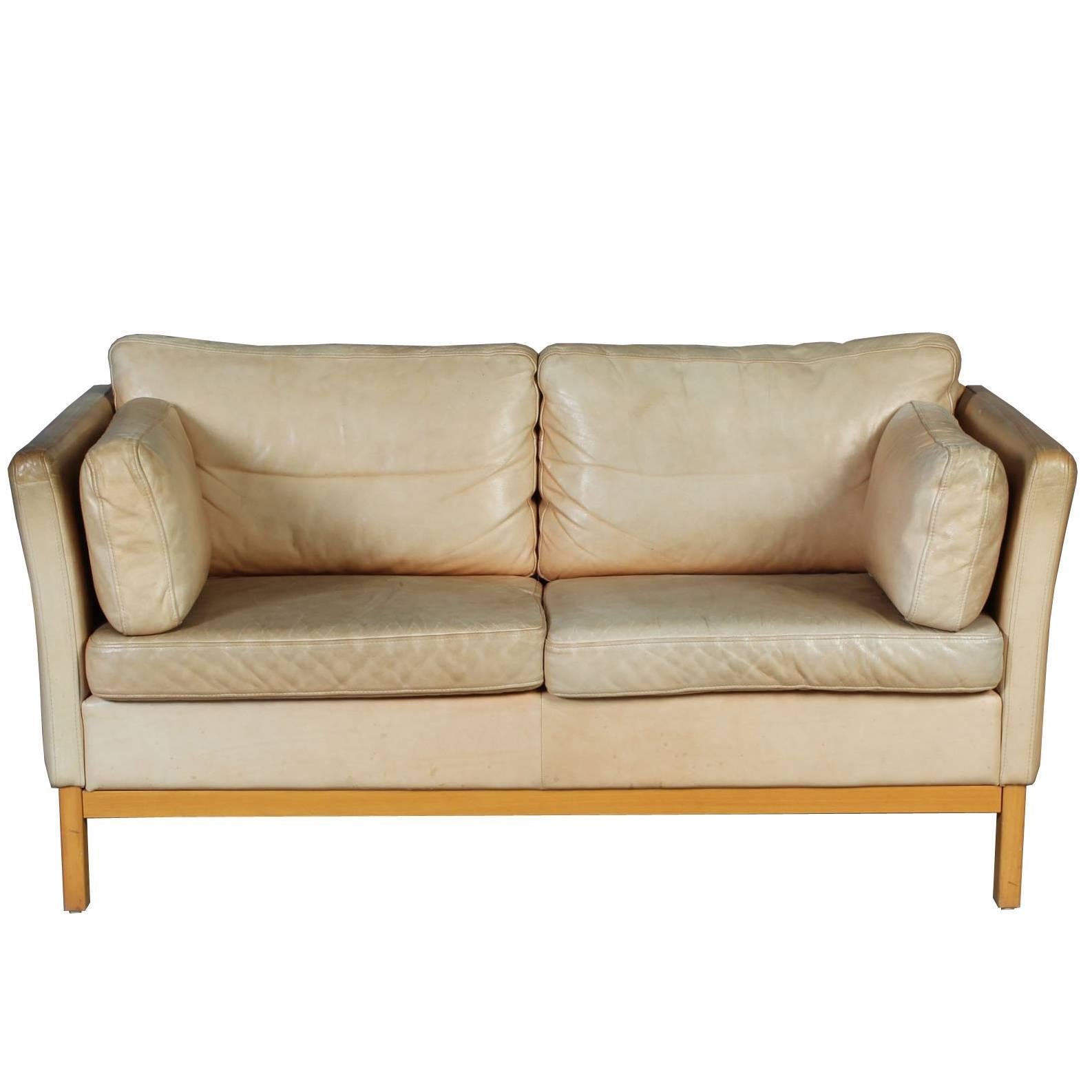 Mid-Century Modern Two-Seat Sofa in Leather