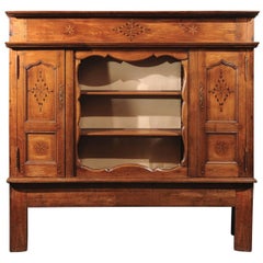 French Fruitwood Mid-19th Century Vaisselier with Open Shelving and Star Inlay