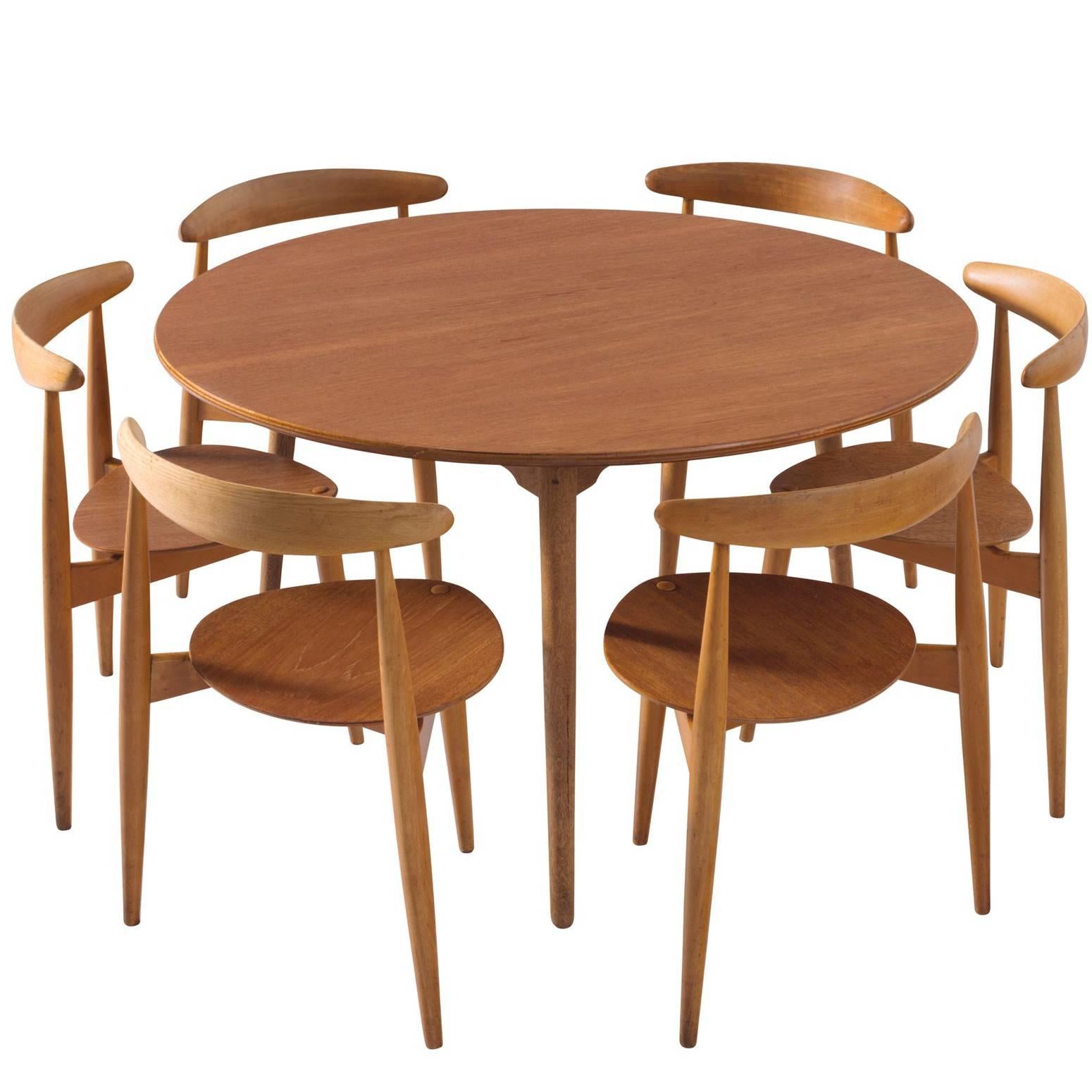 Hans Wegner Dining Set with Heart Chairs