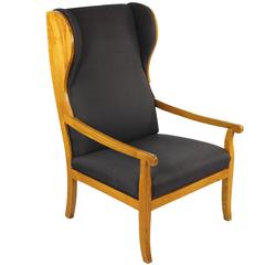 Biedermeier Period Ear Forecastle Armchair, Ash Veneer, circa 1820-1830