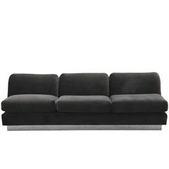 Modernes Dunbar Sofa aus dunkelbraunem Mohair mit Chromgestell