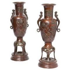 Vintage Magnificent Large Estate Pair Of Japanese Bronze Centerpiece Urns