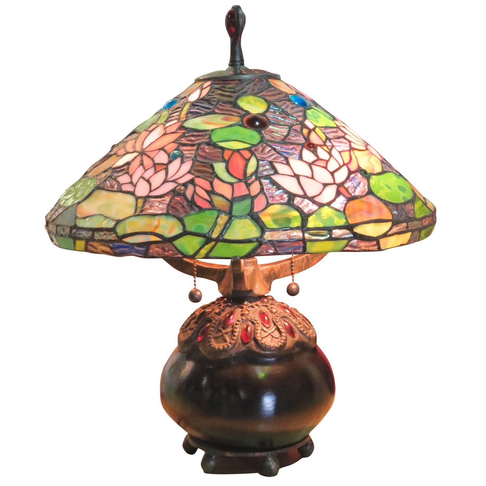 Tiffany Style Leaded Glass Shade Table Lamp
