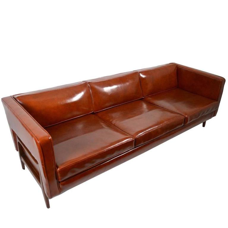 Chic Vinyl Box Sofa by Simmons at 1stDibs | vinyl couch, vinyl sofas