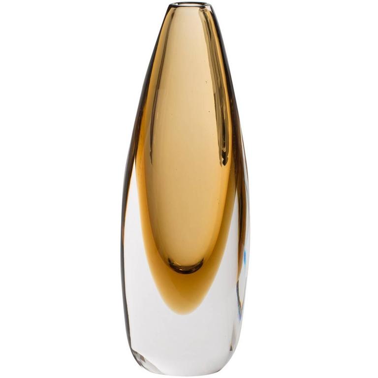 Elegant Tall 'Mila' Vase with an Original Design For Sale at 1stDibs