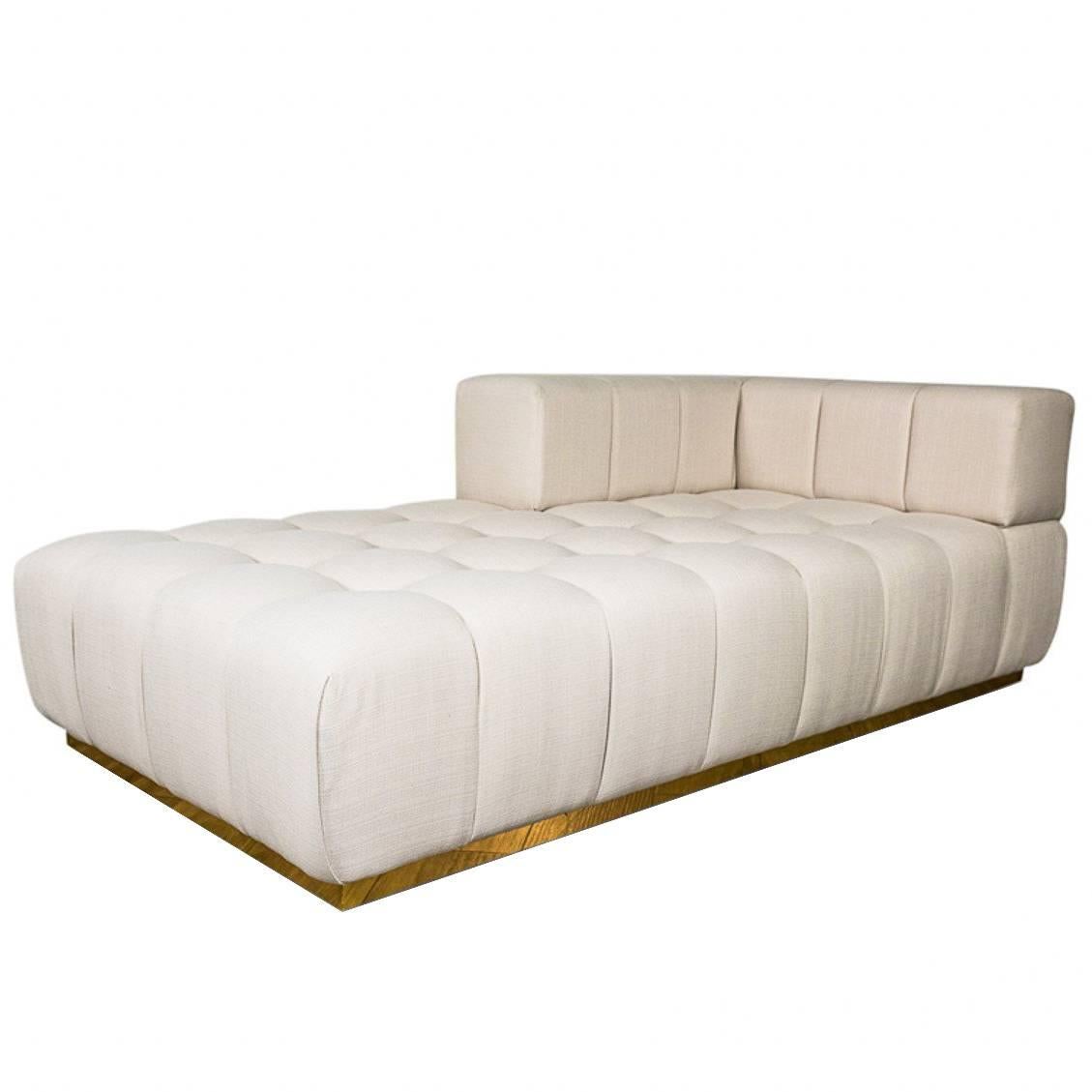 Mid-Century Style Daybed Upholstered in Cream Linen with Brass Toe-Kick For Sale