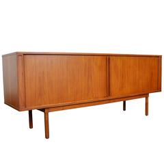 Jens Quistgaard für Lovig Teakholz-Credenza mit Tambour-Türen