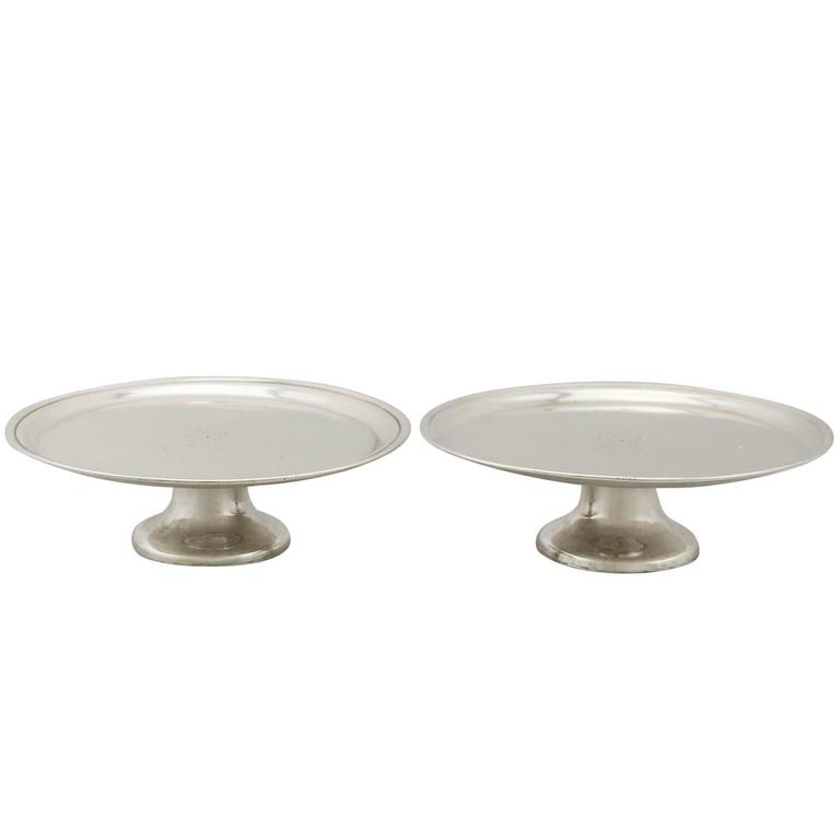 Antique Pair Of Irish Sterling Silver Tazza For At 1stdibs Antique Pair Of Irish Sterling Silver Tazza For