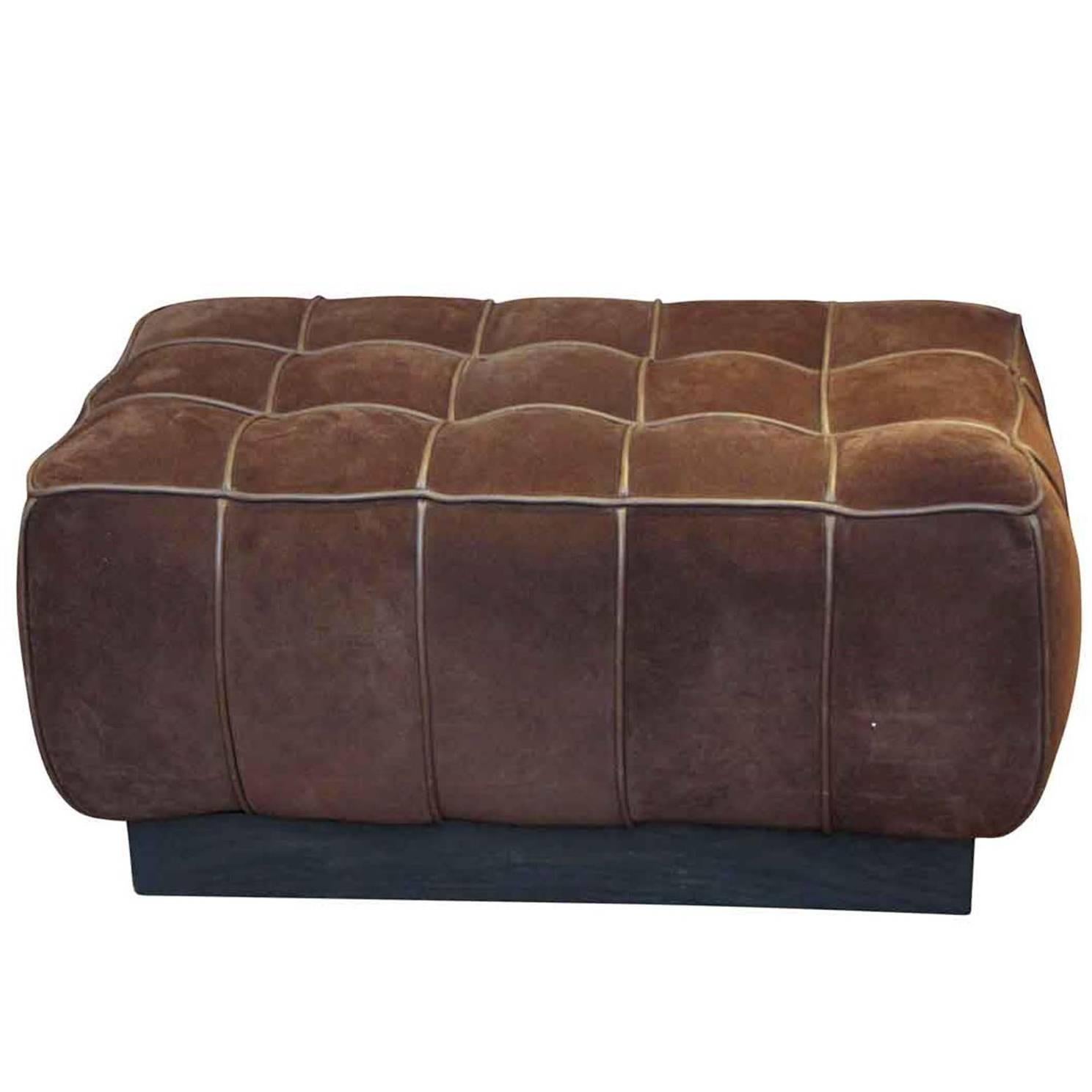 1990s Warm Brown Suede Leather Ottoman with a Wooden Base and a Leather Handle