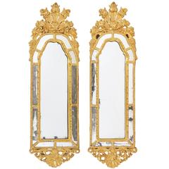 Pair of Italian 18th Century Carved Giltwood Mirrors 5