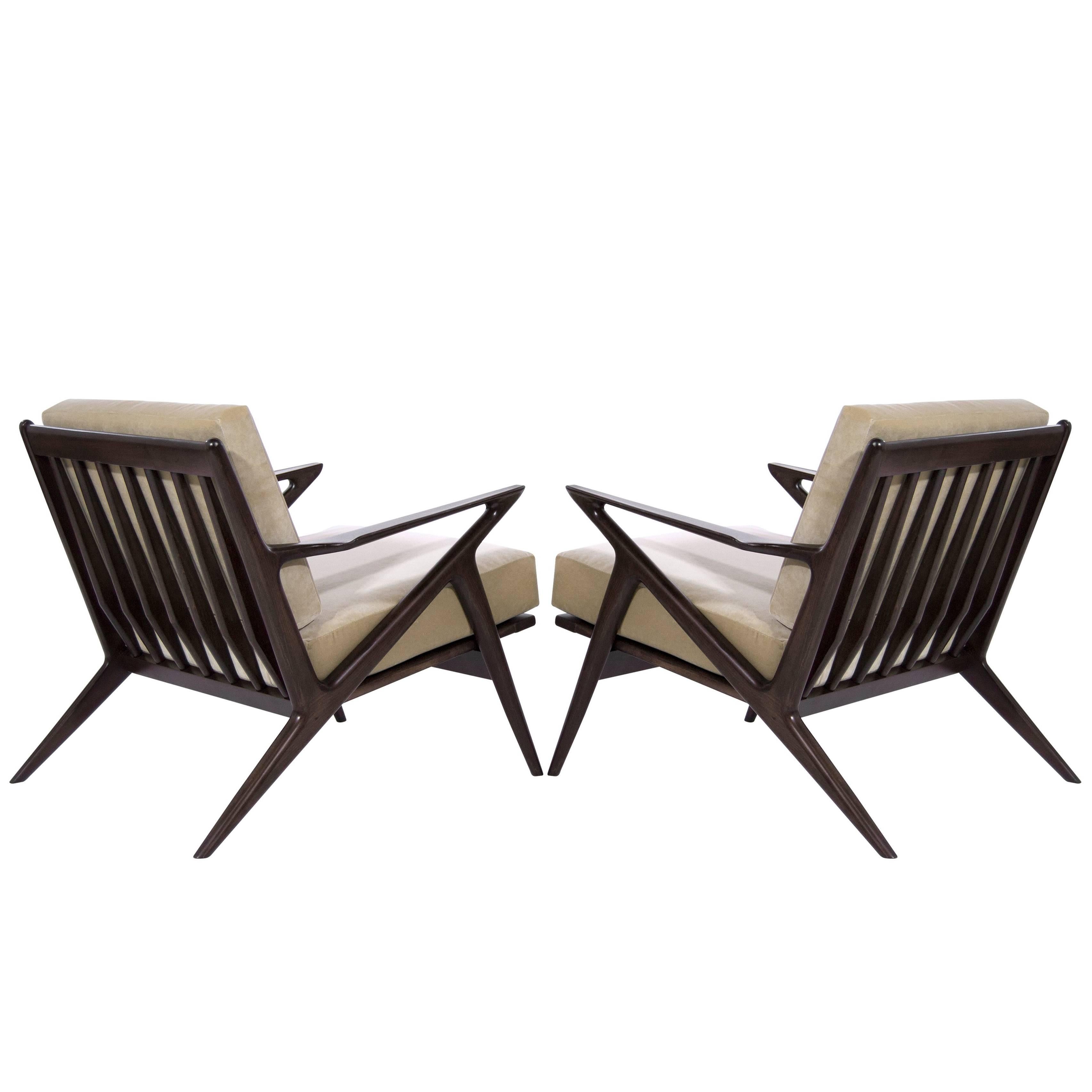 Iconic ‘Z’ lounge chairs designed by Poul Jensen for Selig, Denmark, circa 1950s.
Newly upholstered in beige velvet.