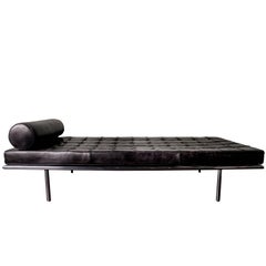 Covetable 1962 Chrome Base Van Der Rohe Barcelona Daybed for Knoll, 20th Century
