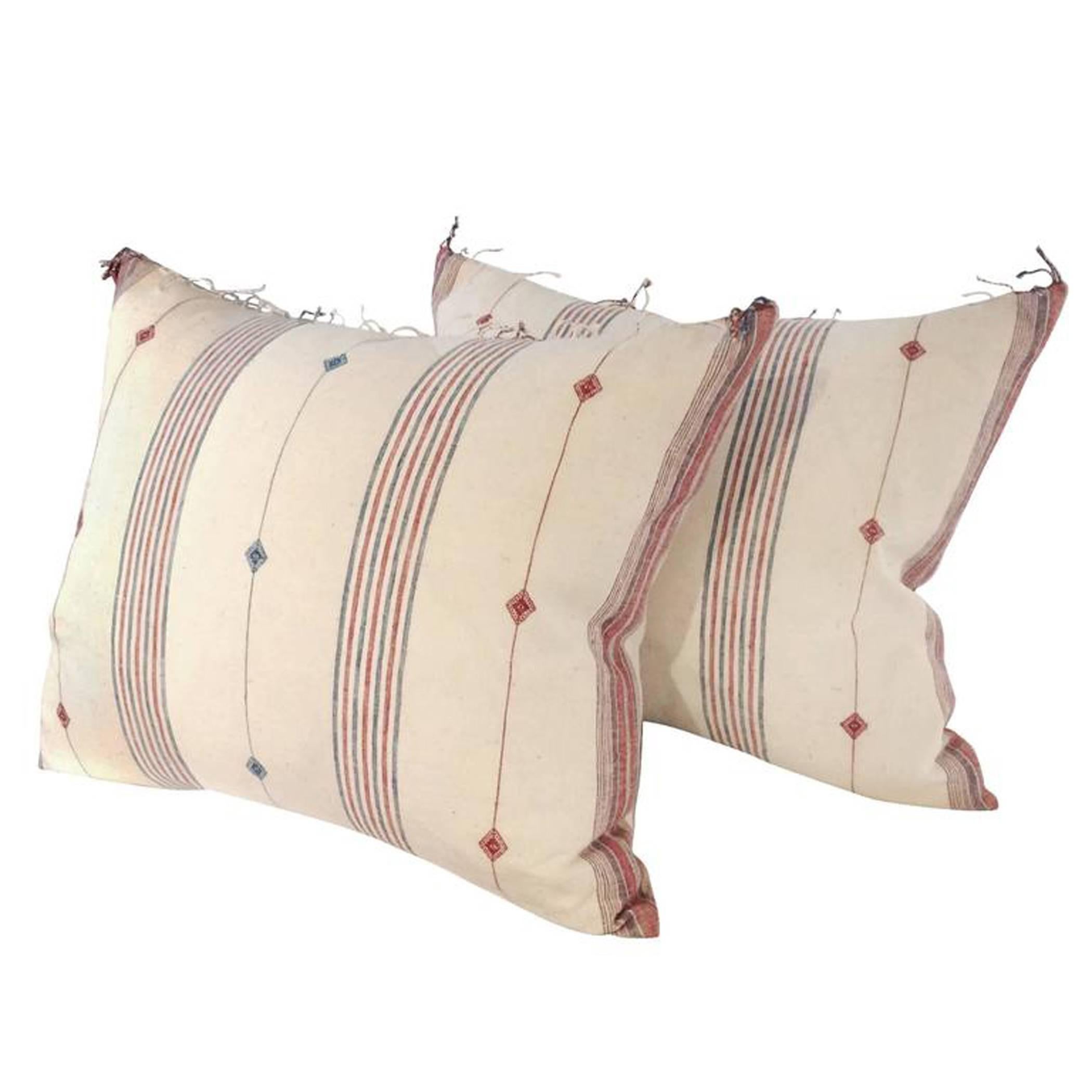 20th Century Pair of Vintage Indian Striped Down Pillows For Sale
