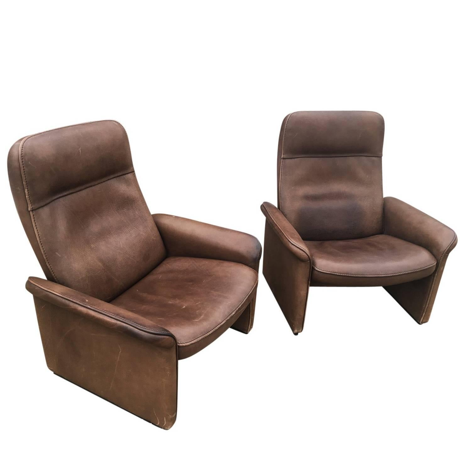 Pair of Leather Lounge Chairs Manufactured by De Sede, Switzerland