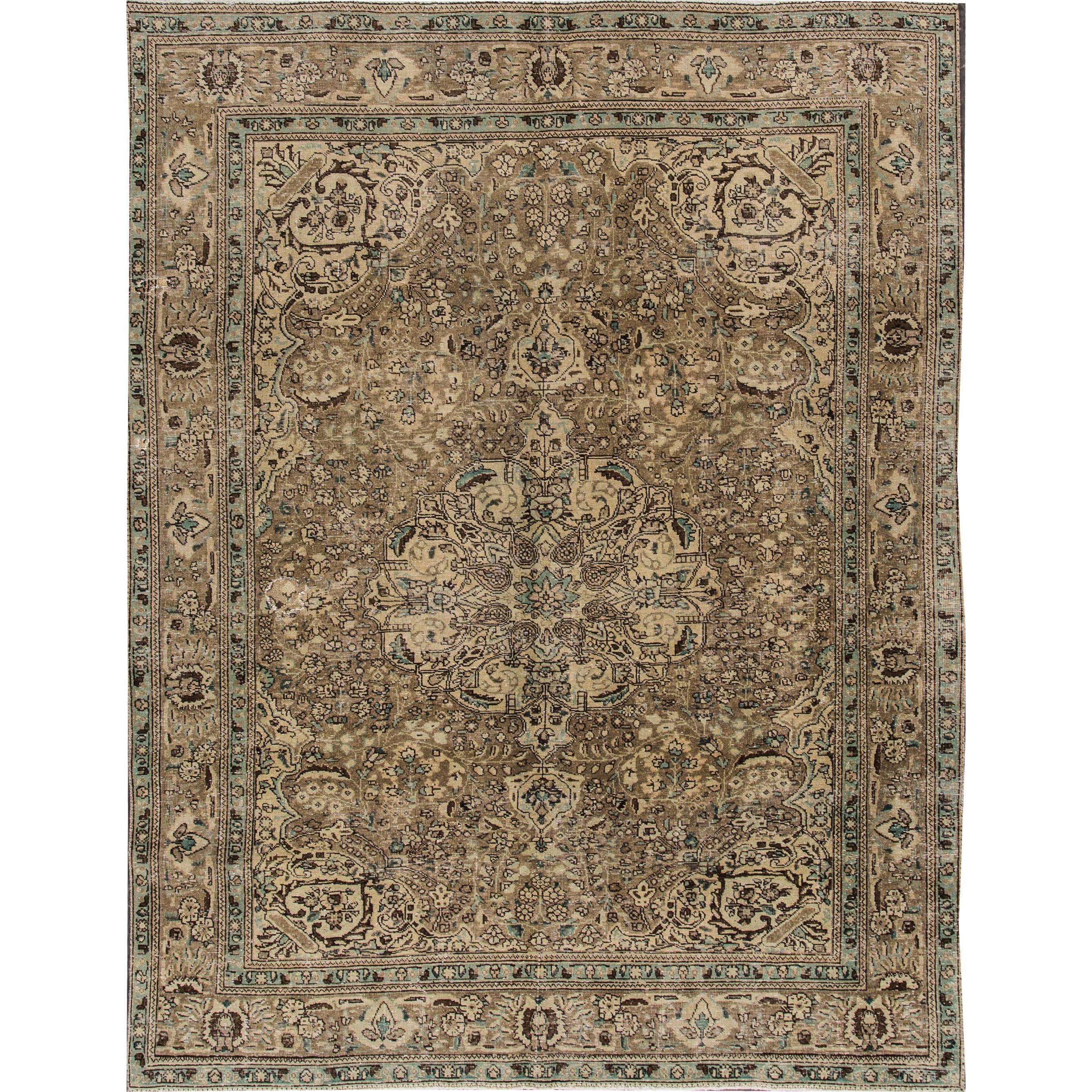 Wunderschöner antiker persischer Täbris-Teppich im Angebot