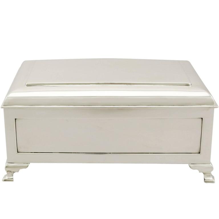 Antique V Sterling Silver Jewelry Box by Elkington and Co Ltd